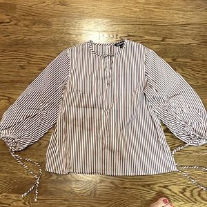 Express bubble sleeve striped top